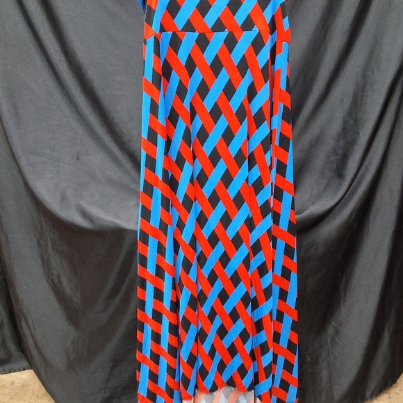 Vibrant Red and Blue Geometric Skirt - Picture 1 of 15